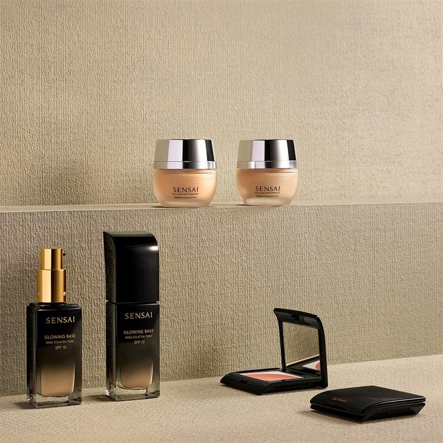 Foundations Glowing Base SPF 10 von SENSAI Günstiger Verkauf
