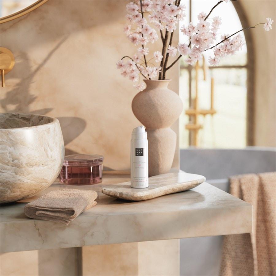 The Ritual Of Sakura Foaming Shower Gel von RITUALS Vatertagsangebot