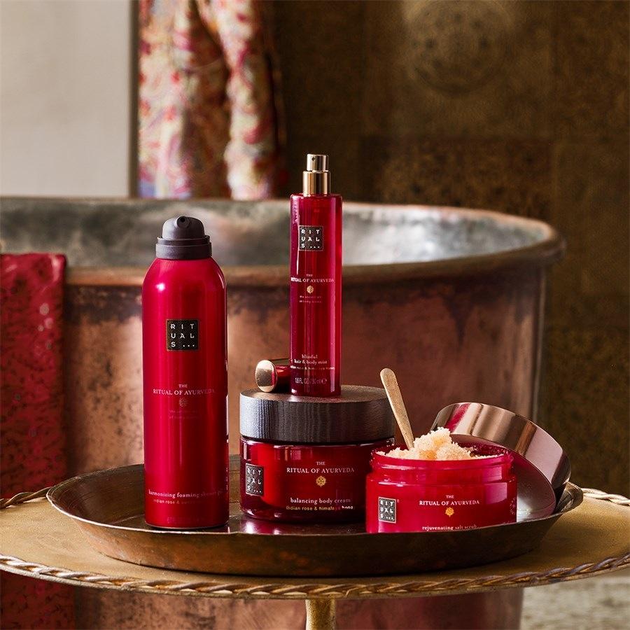 The Ritual Of Ayurveda Body Scrub punjabi pink salt & sweet almond von RITUALS Tiefpreis