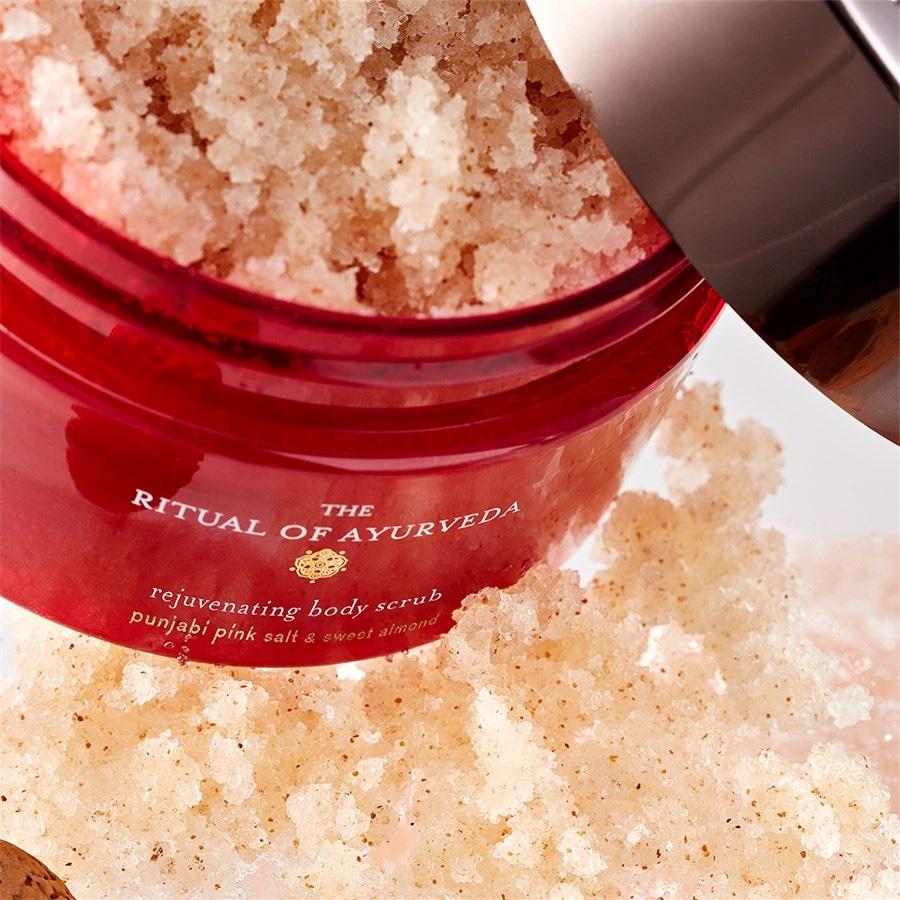The Ritual Of Ayurveda Body Scrub punjabi pink salt & sweet almond von RITUALS Tiefpreis