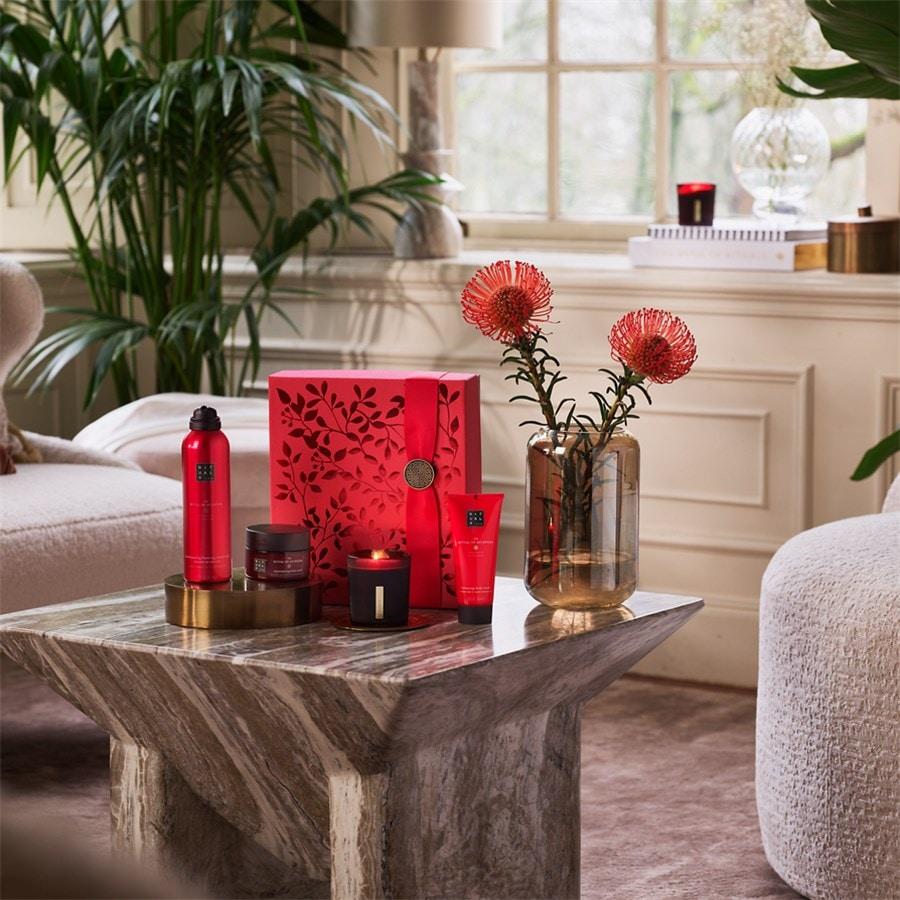 The Ritual Of Ayurveda Medium Gift Set von RITUALS Neueste Stile