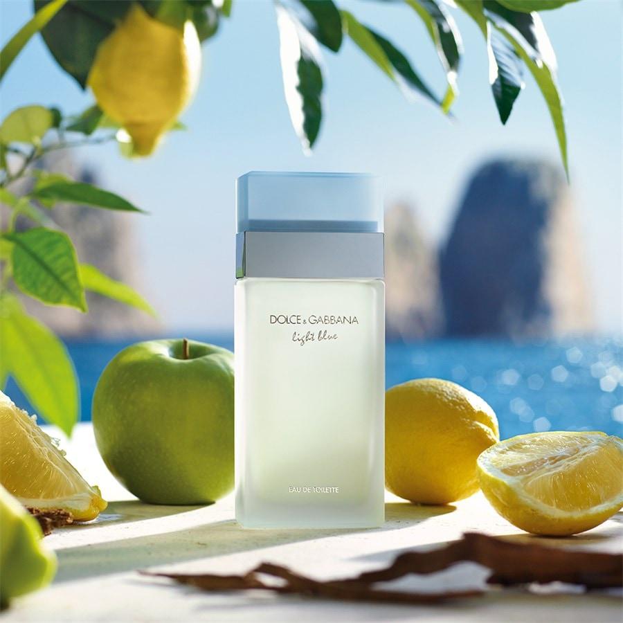 Light Blue Eau de Toilette Spray von Dolce&Gabbana Heißer Verkauf