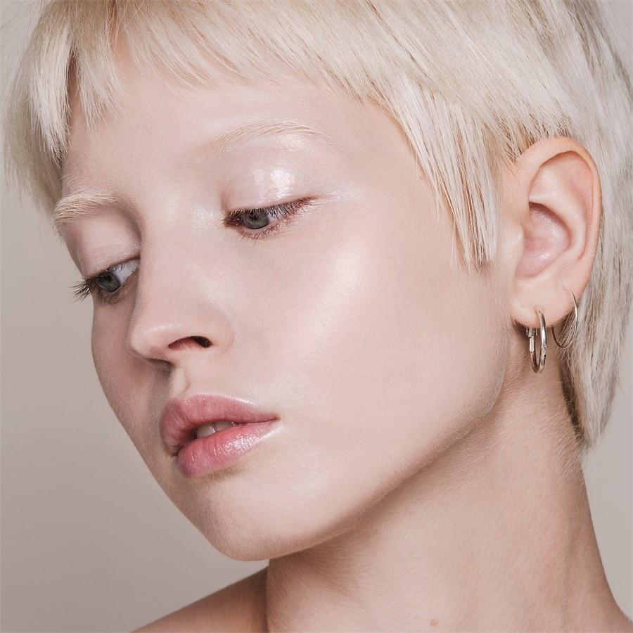 MÁDARA Skin Equal Soft Glow Foundation SPF15 VIP-Rabatte